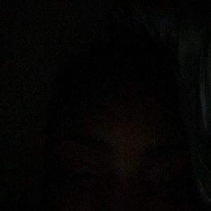 Meet your Posher, Chloe